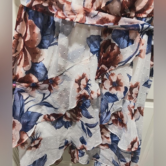 Lane Bryant plus size cold shoulder ruffle floral dress - Picture 9 of 9